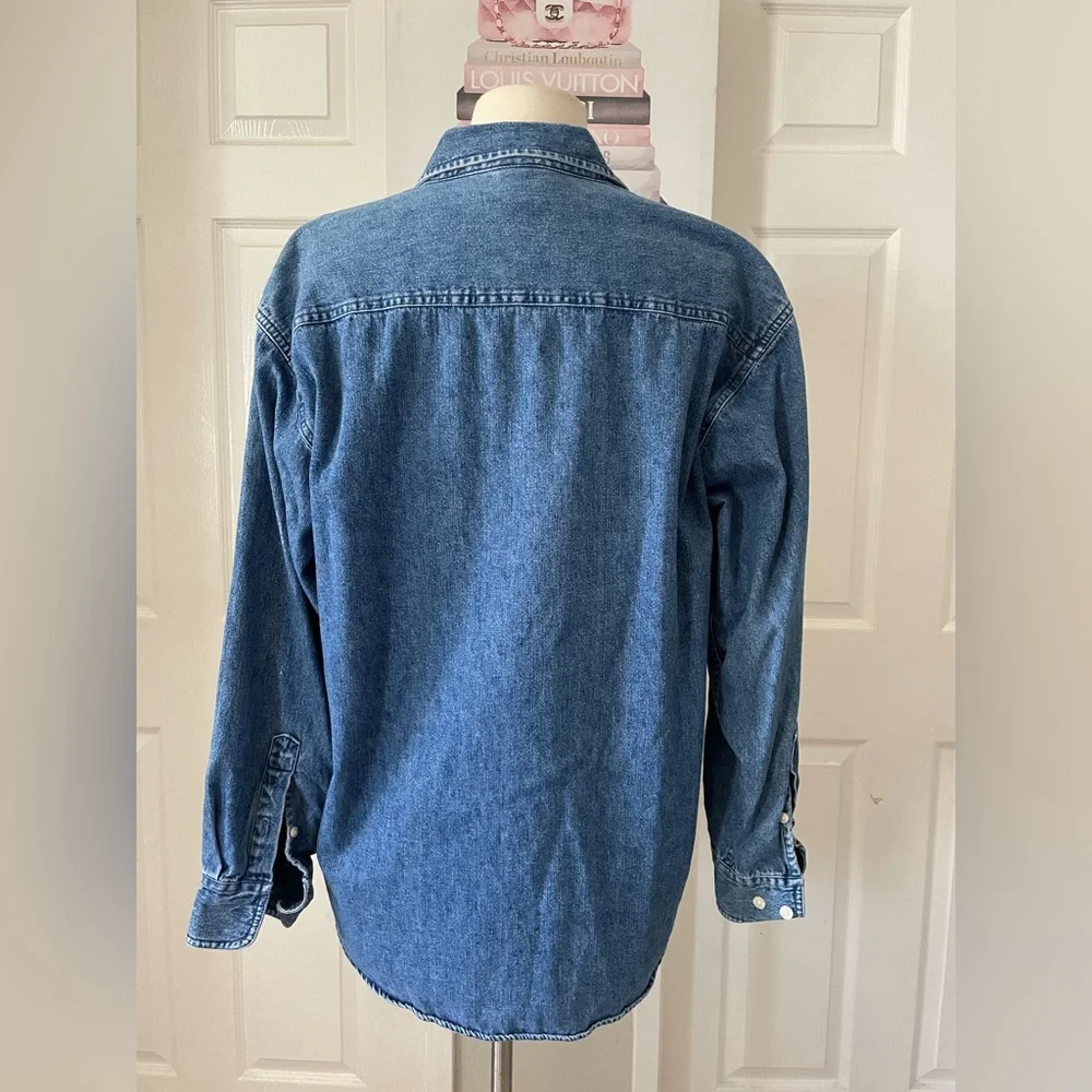 Vintage 1999 Warner Bros Taz the Tasmanian Devil embroidered denim button S - Picture 5 of 7